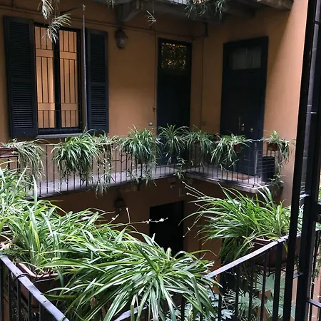Brera Mini Studio - Duomo - Castello Sforzesco - Lanza Metro M2 Apartman