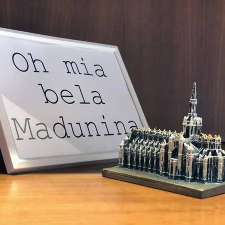 Brera Mini Studio - Duomo - Castello Sforzesco - Lanza Metro M2 Apartman *